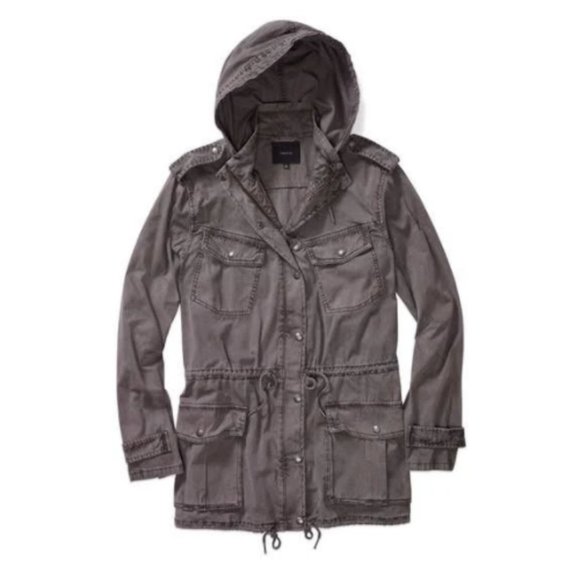 Aritzia Jackets & Blazers - Aritzia / Talula Trooper Jacket